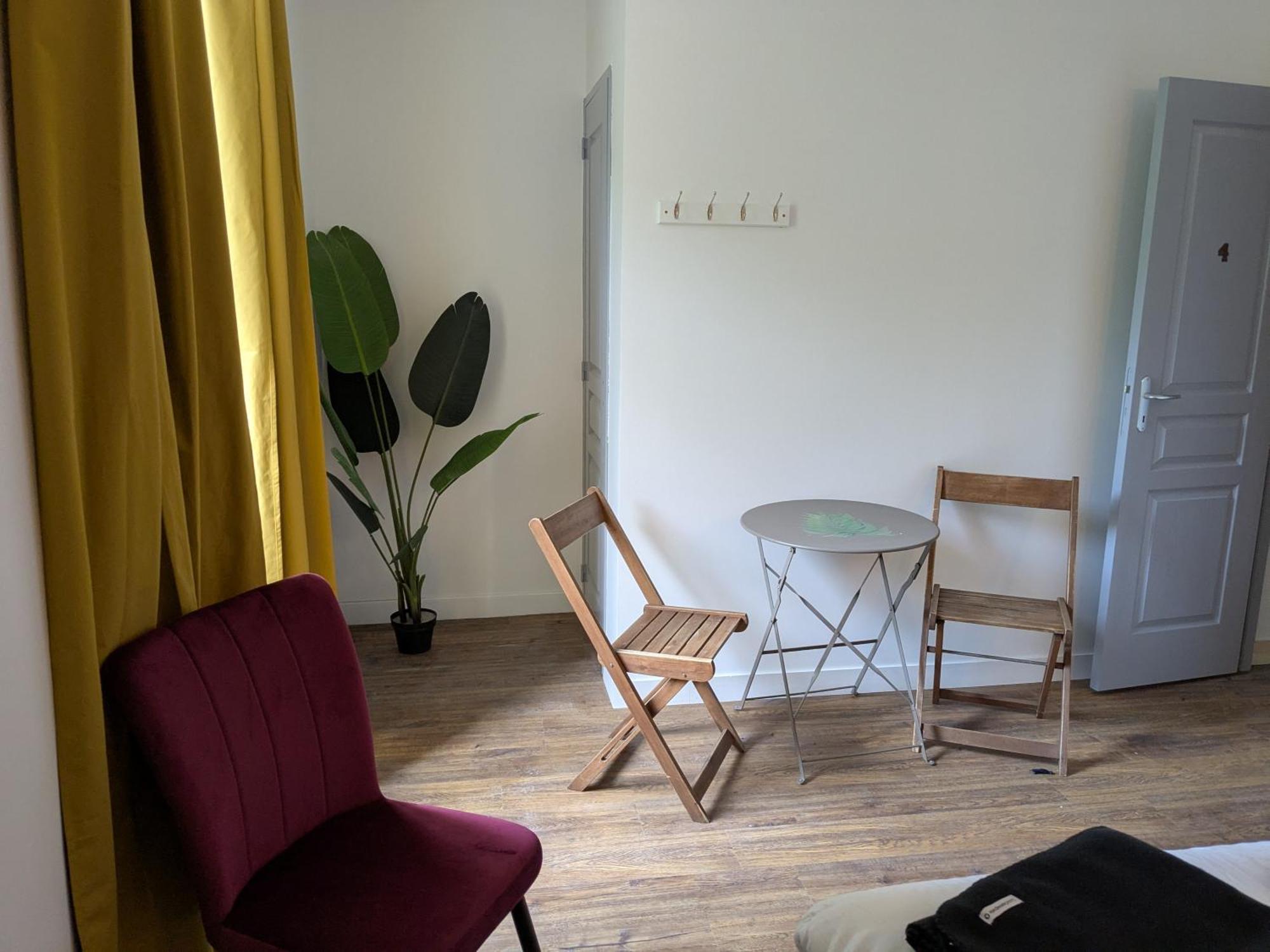 Chez Cornelia Bed and Breakfast Estaing  Buitenkant foto